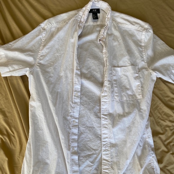 H&M Buttoned up shirt - Picture 2 of 3